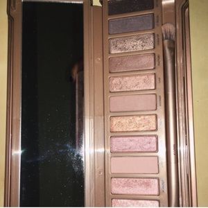 NAKED 3 PALLET